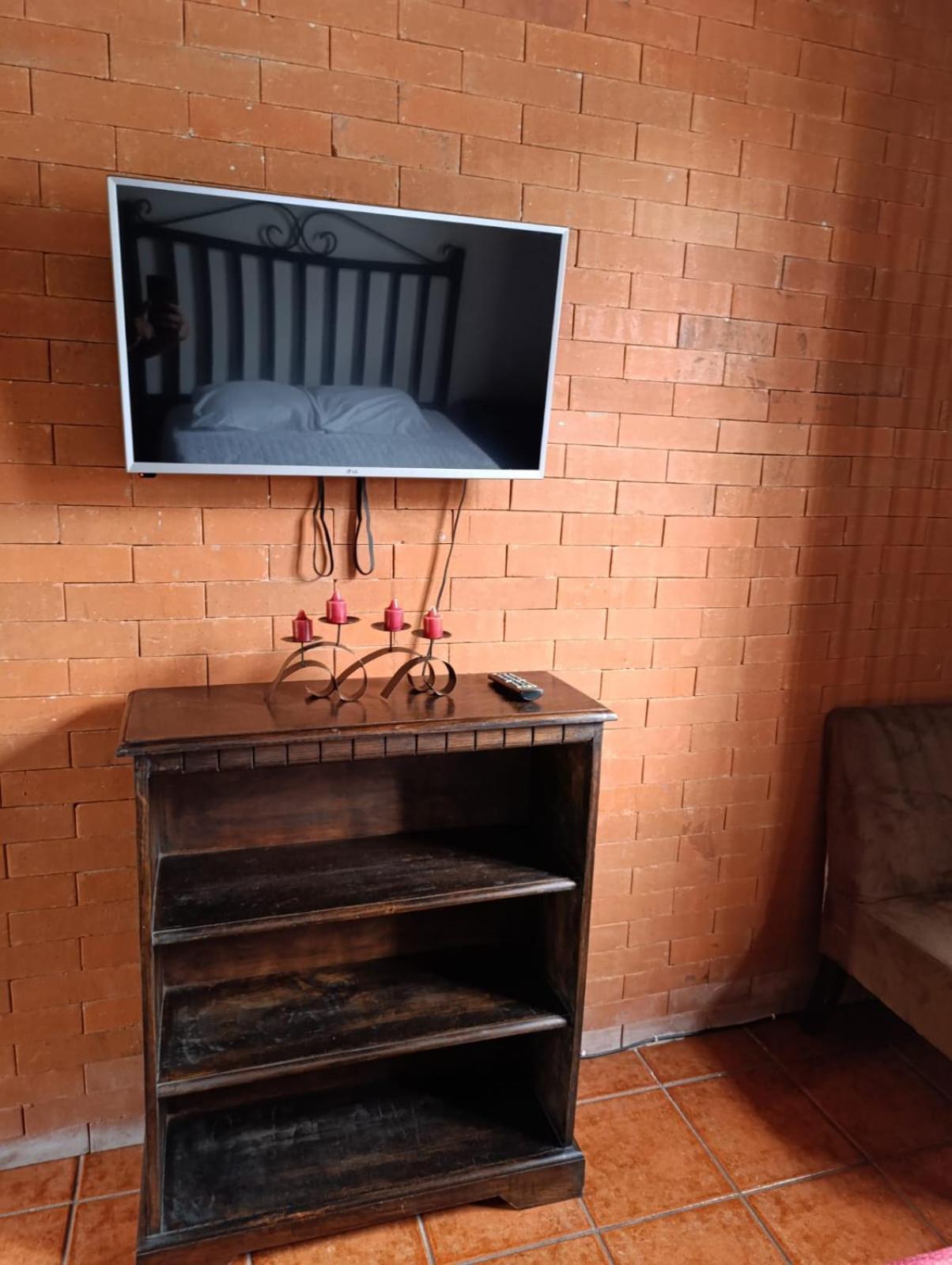 Отель Donde Lico Антигуа-Гватемала Экстерьер фото